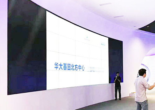 vican揭秘液晶拼接屏與LED拼接屏區(qū)別在哪？